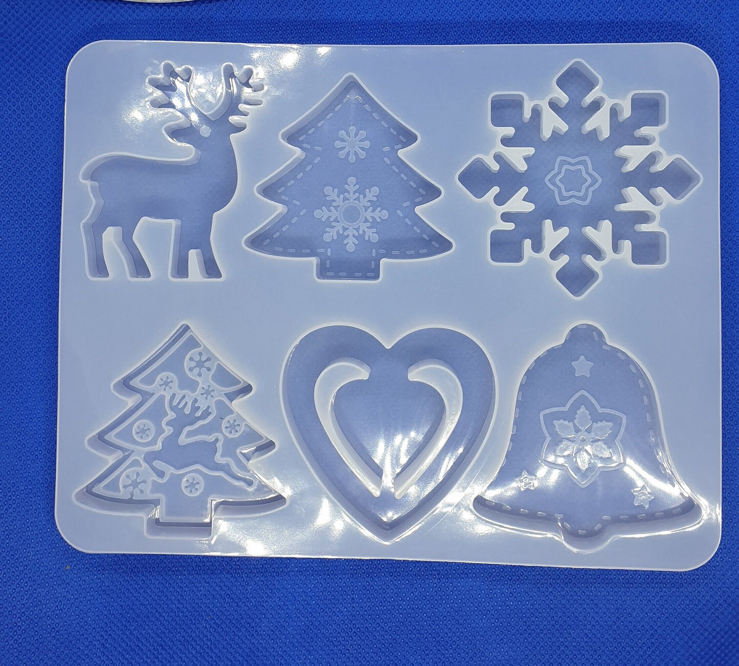 Christmas Pendant Epoxy Resin Mold Love Heart Bells Elk Xmas Tree
